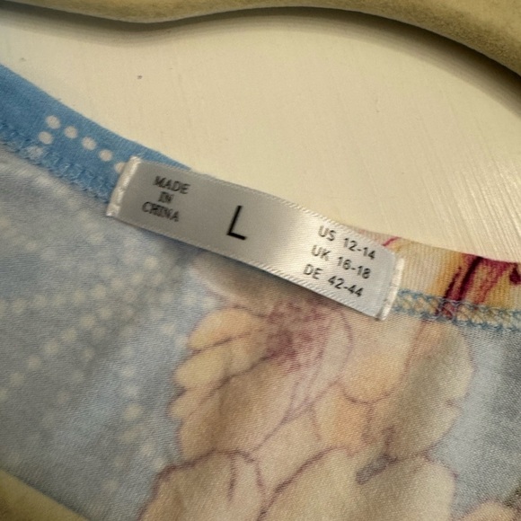 Floral and Solid Blue Dresses - Picture 3 of 7